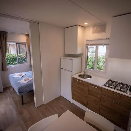 Mobile In Der Village Residenz Casa vacanze Alba (Piedmont)